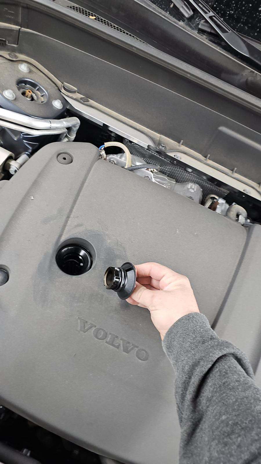 2023 Volvo XC90 B6 Plus AWD