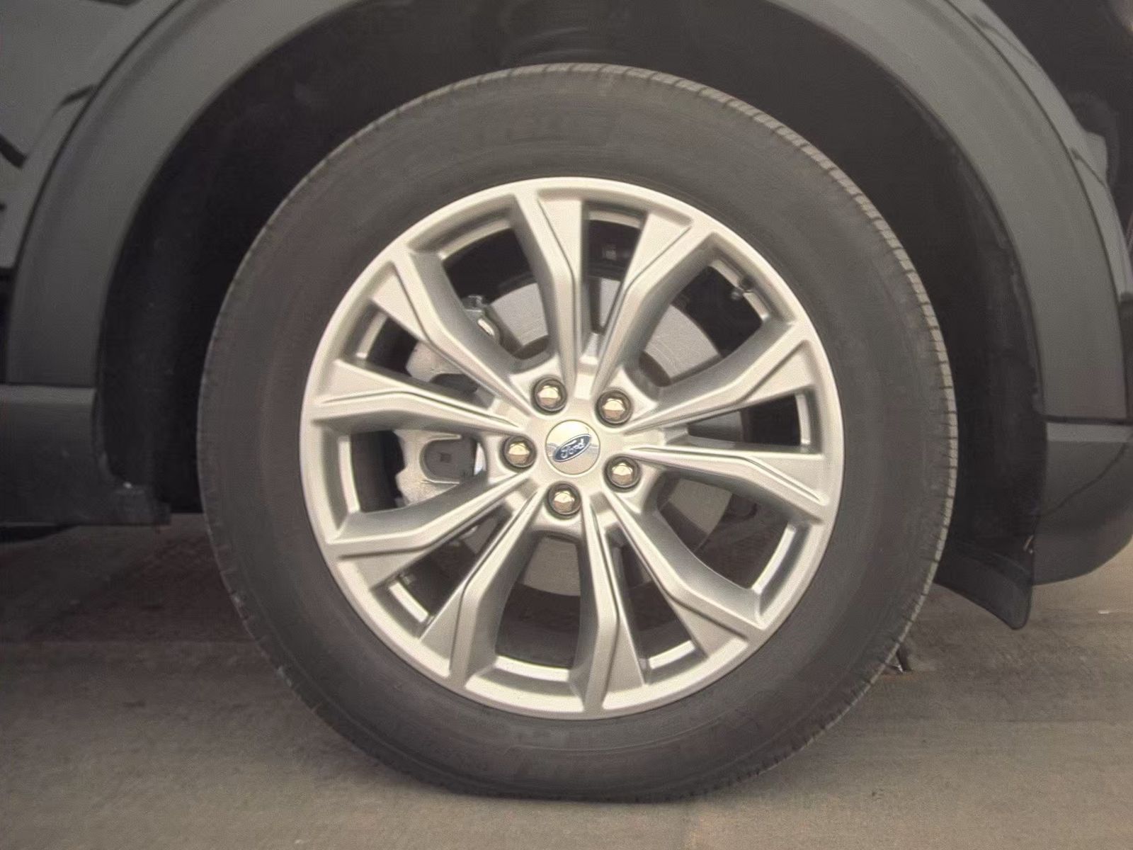 2023 Ford Explorer XLT AWD