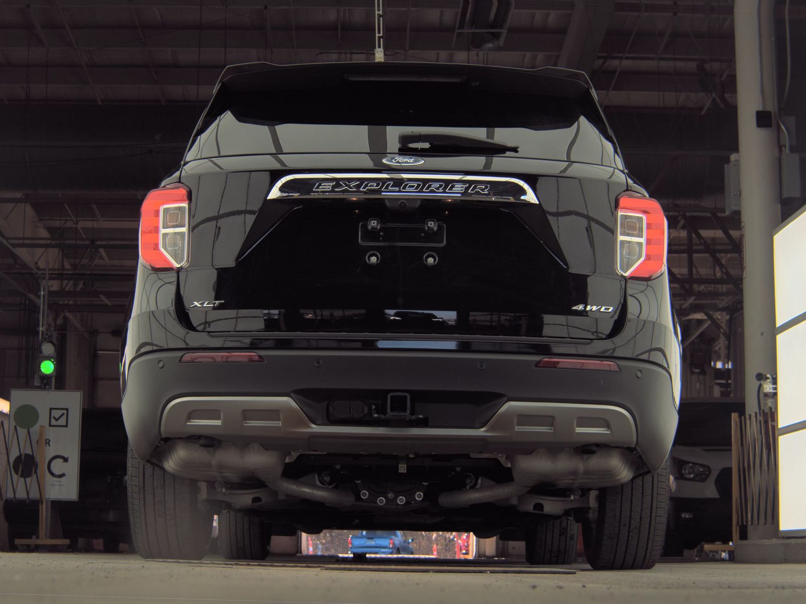 2023 Ford Explorer XLT AWD