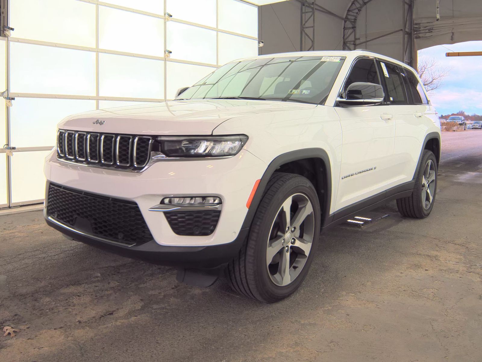 2023 Jeep Grand Cherokee Limited AWD