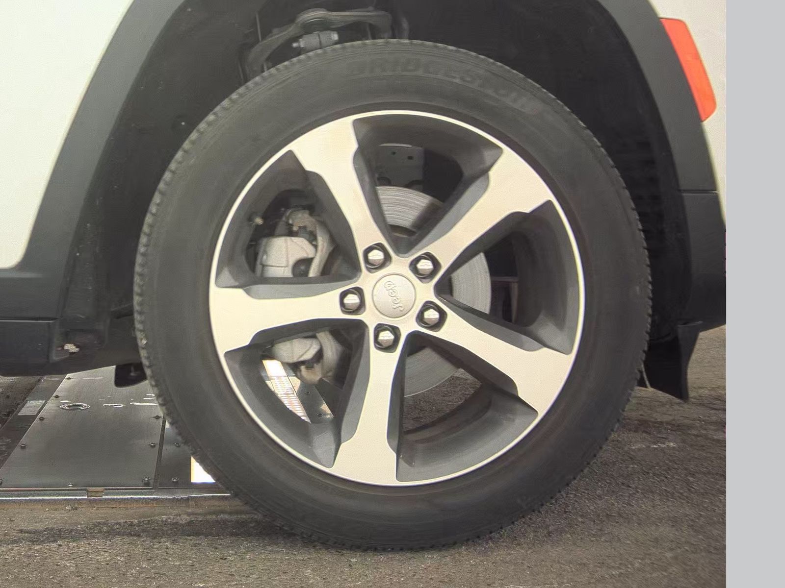 2023 Jeep Grand Cherokee Limited AWD