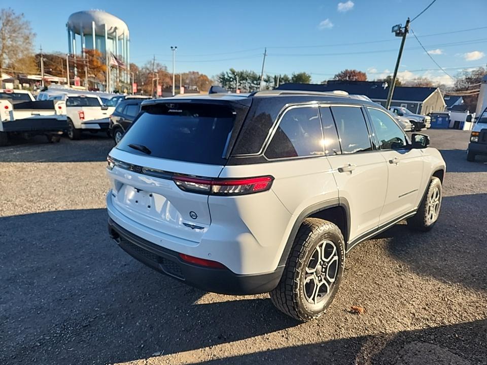 2022 Jeep Grand Cherokee 4xe Trailhawk AWD