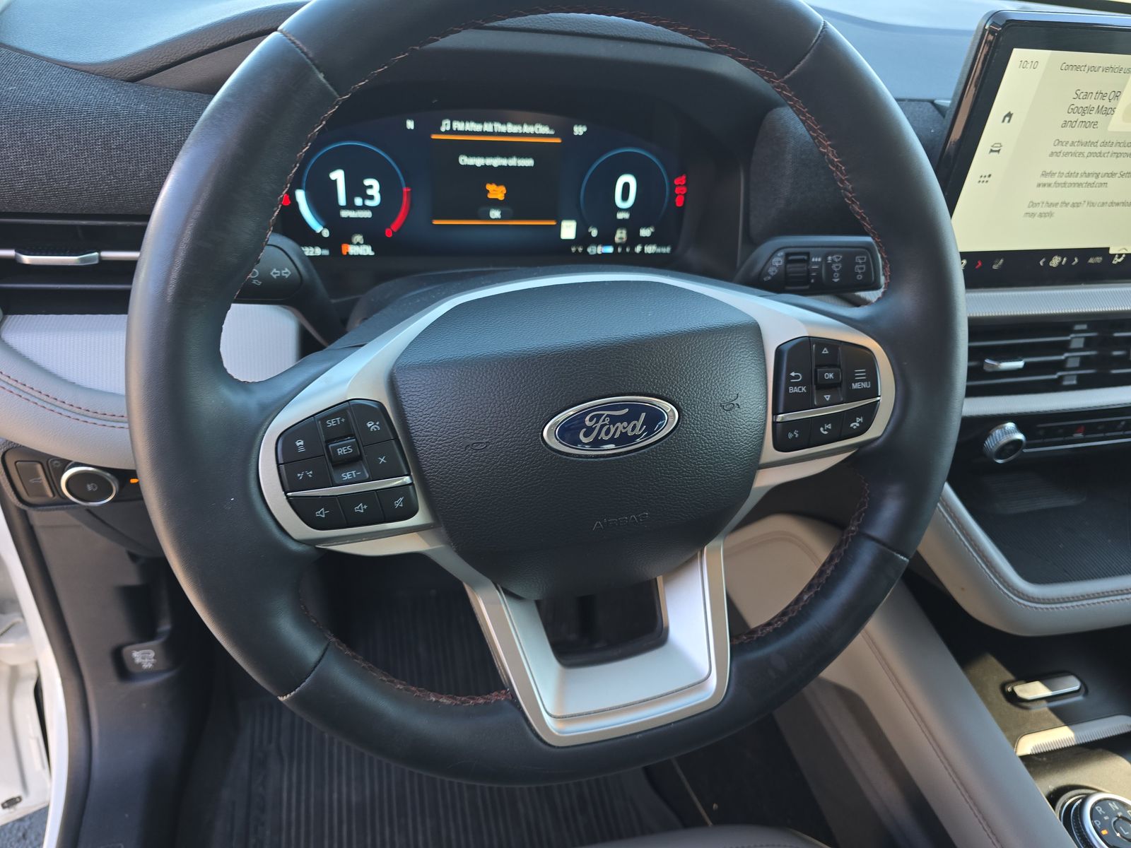 2025 Ford Explorer Active RWD