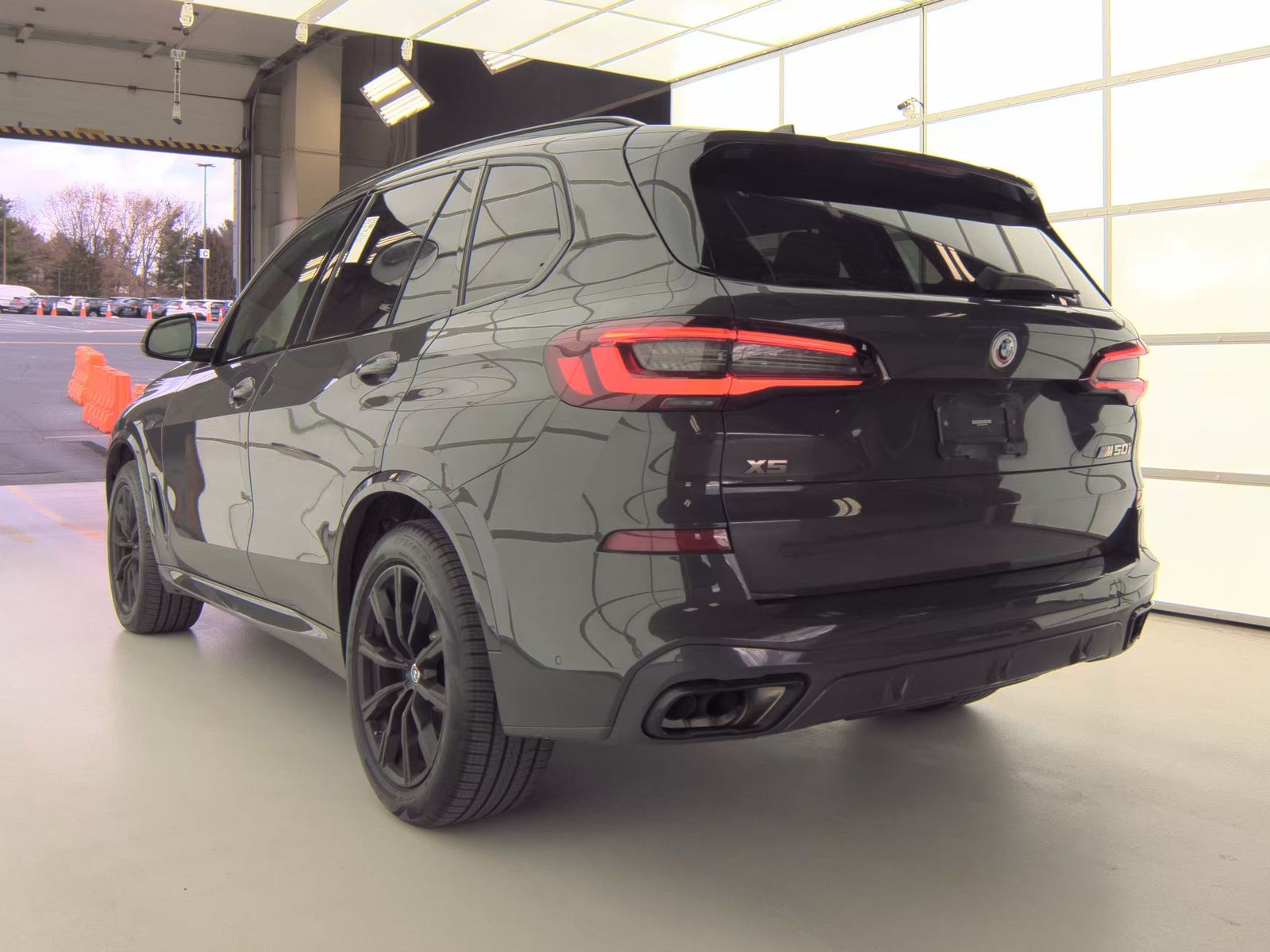 2023 BMW X5 M50i AWD