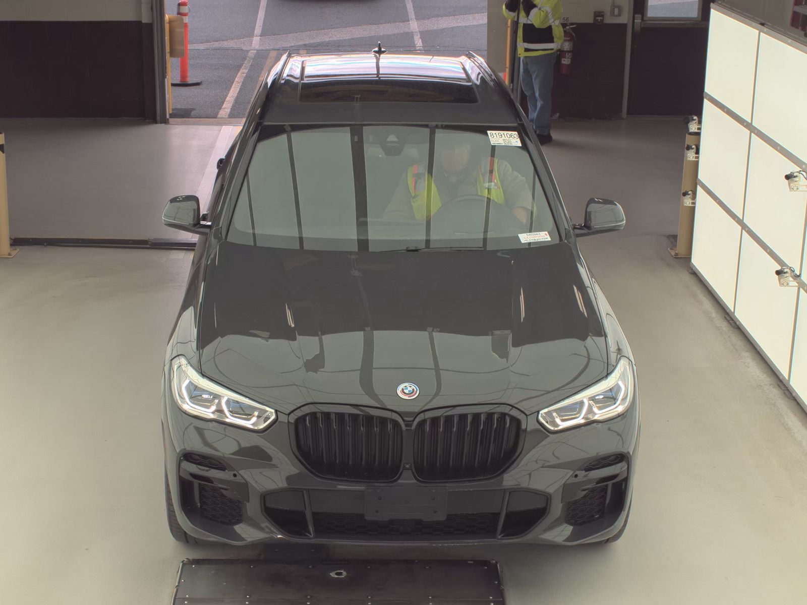 2023 BMW X5 M50i AWD