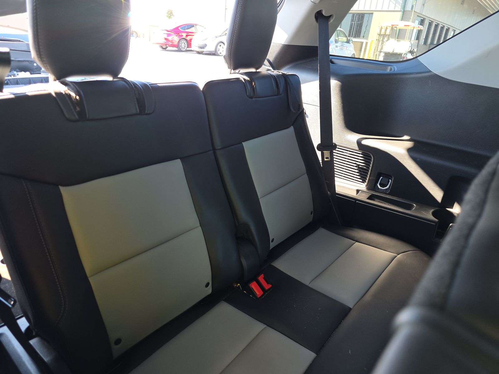 2023 Ford Explorer XLT AWD