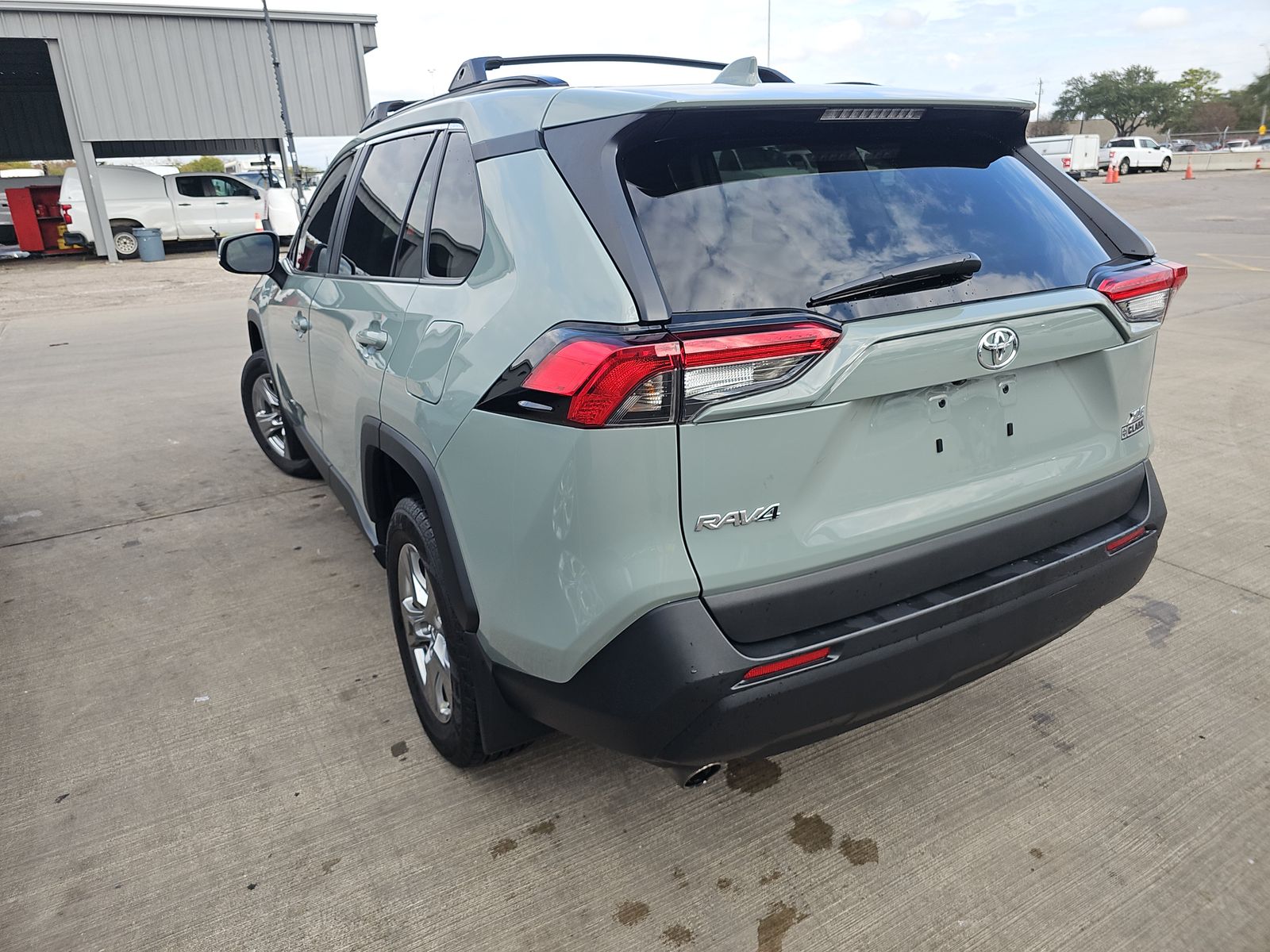 2023 Toyota RAV4 XLE FWD