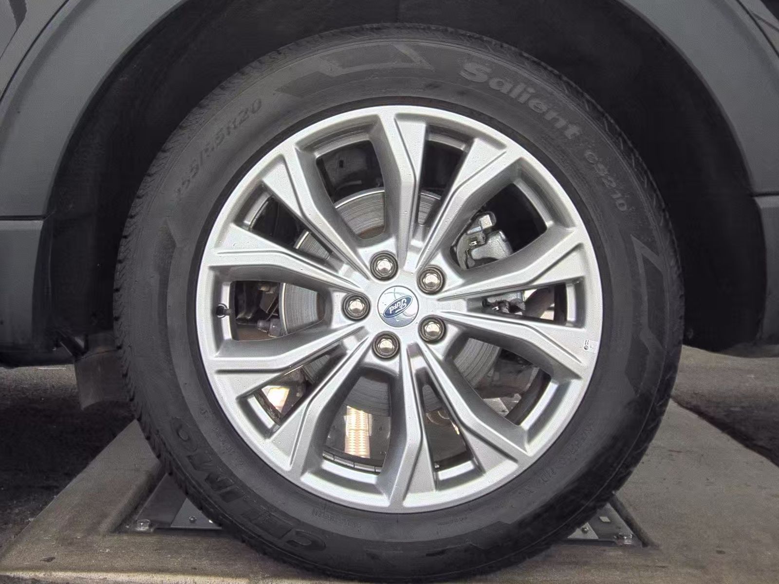 2023 Ford Explorer Limited AWD