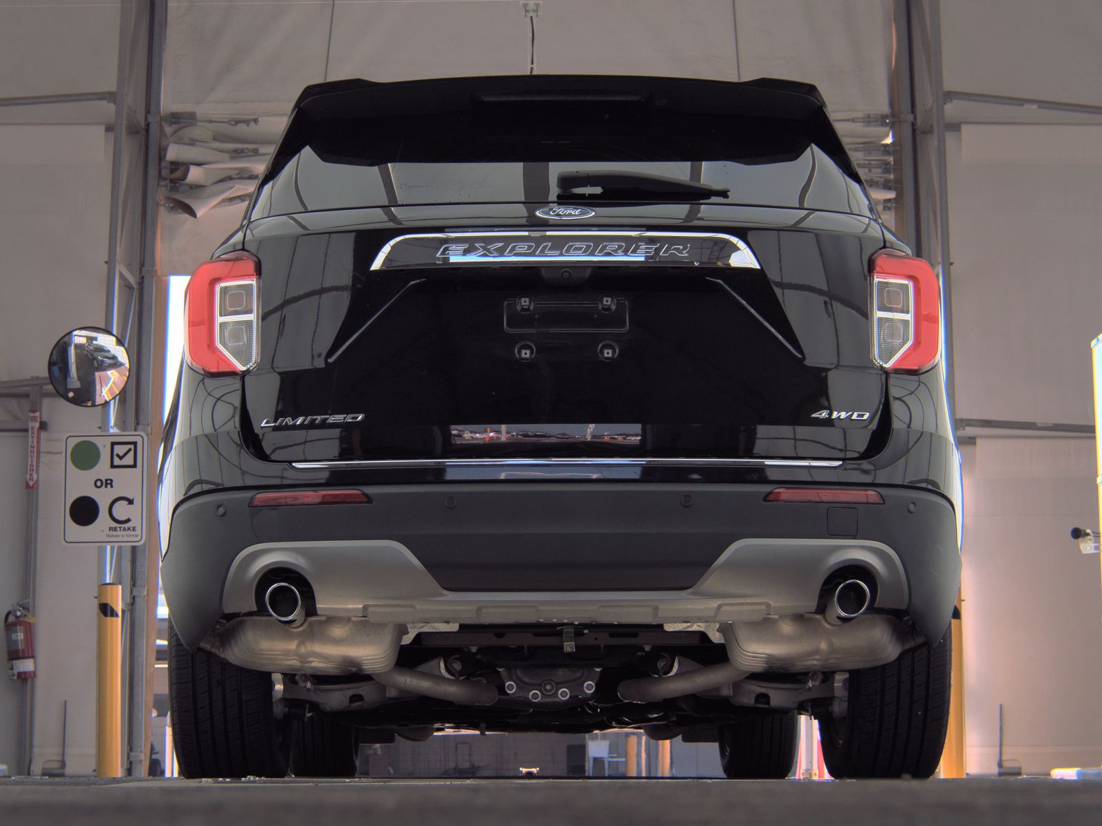 2023 Ford Explorer Limited AWD