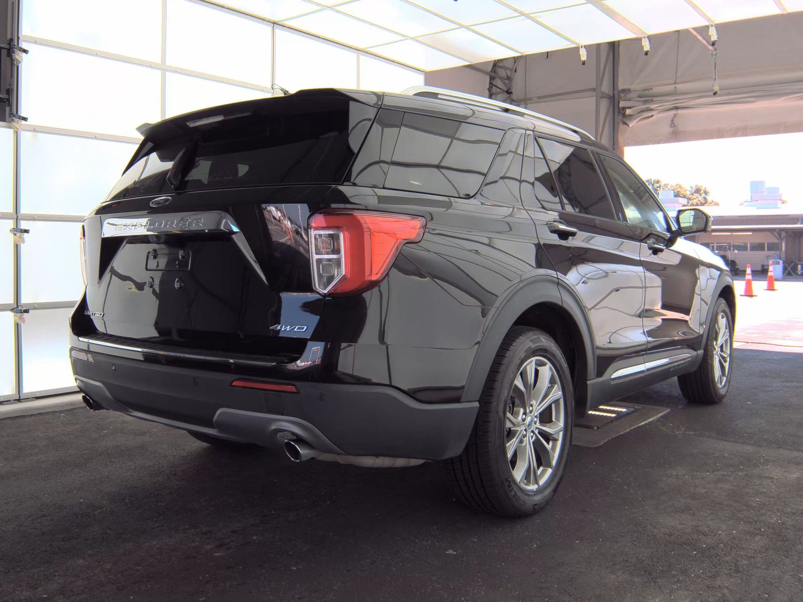 2023 Ford Explorer Limited AWD