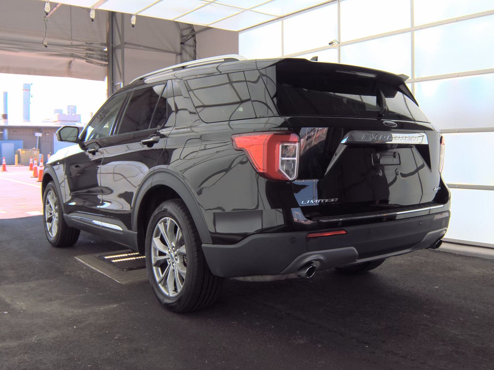 2023 Ford Explorer Limited AWD