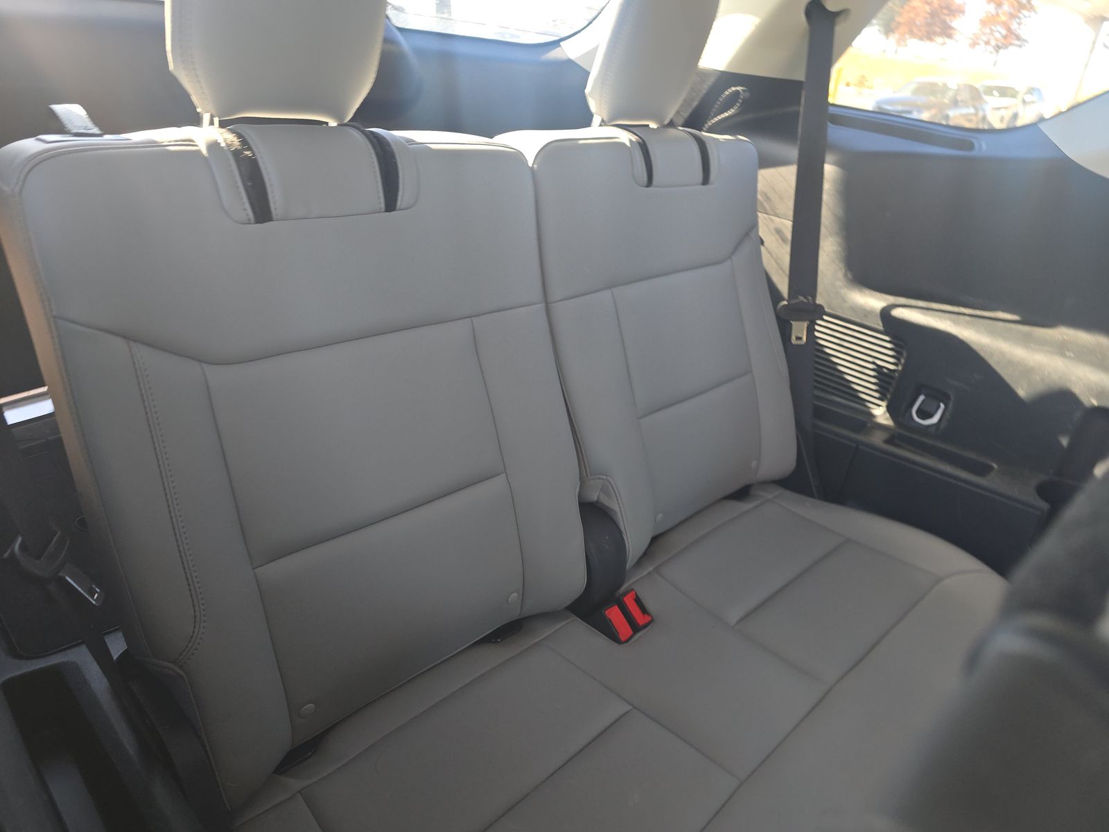 2025 Ford Explorer Active AWD