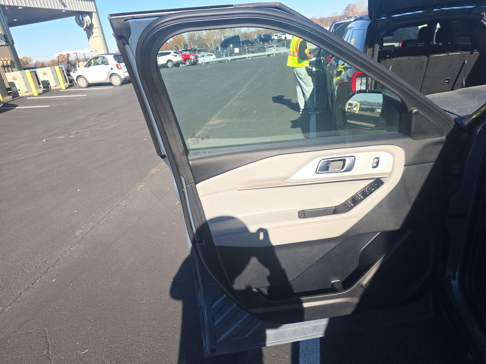 2025 Ford Explorer Active AWD