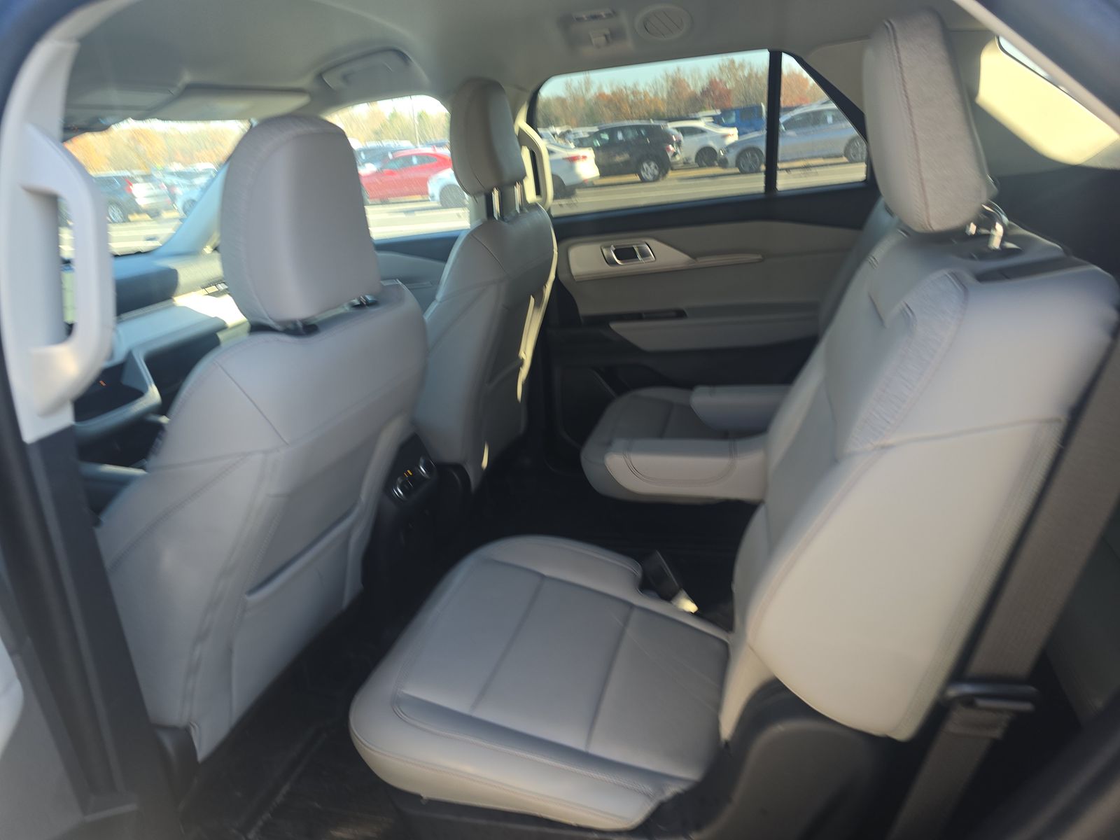 2025 Ford Explorer Active AWD