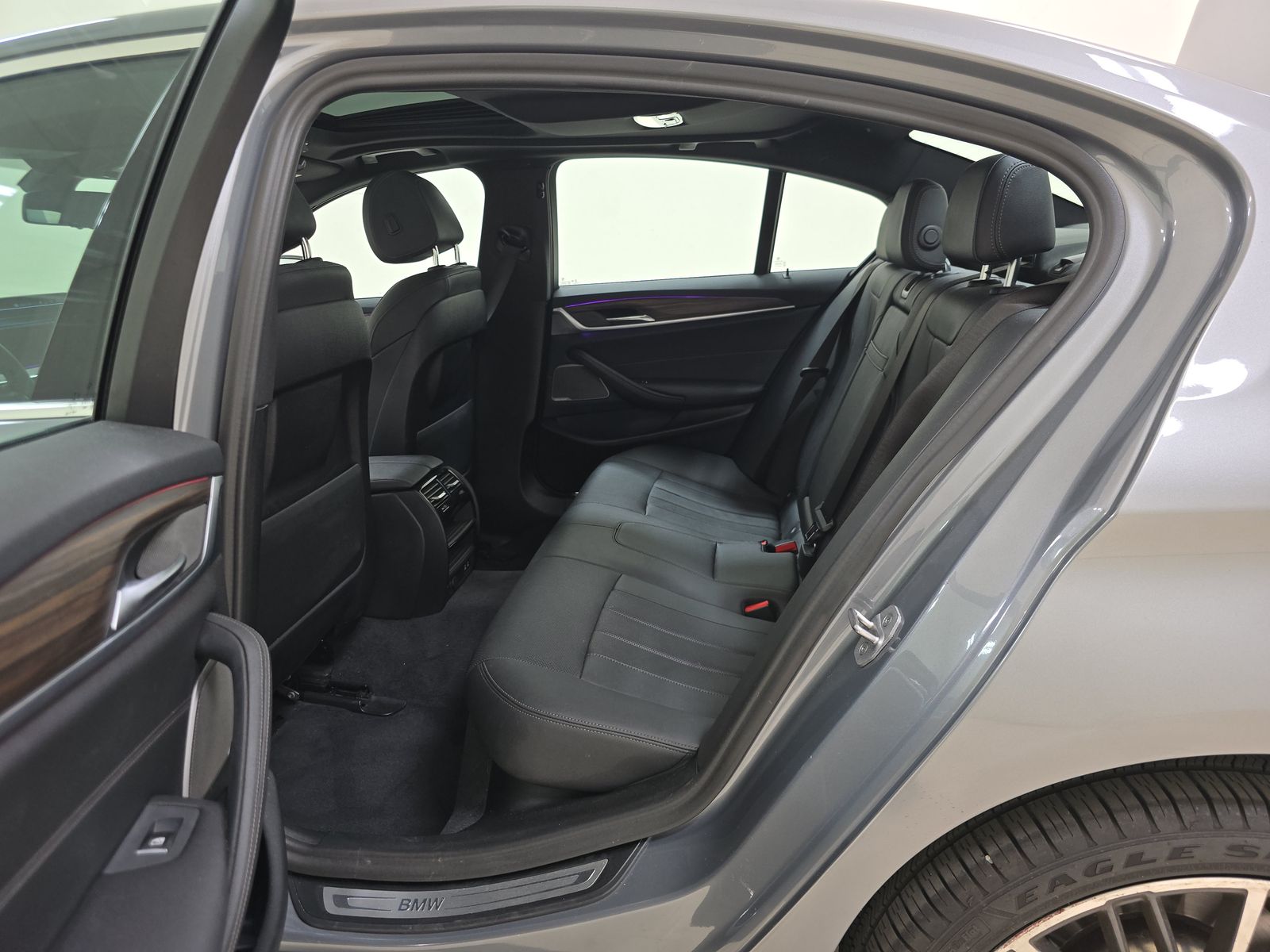 2023 BMW 5 Series 530e RWD