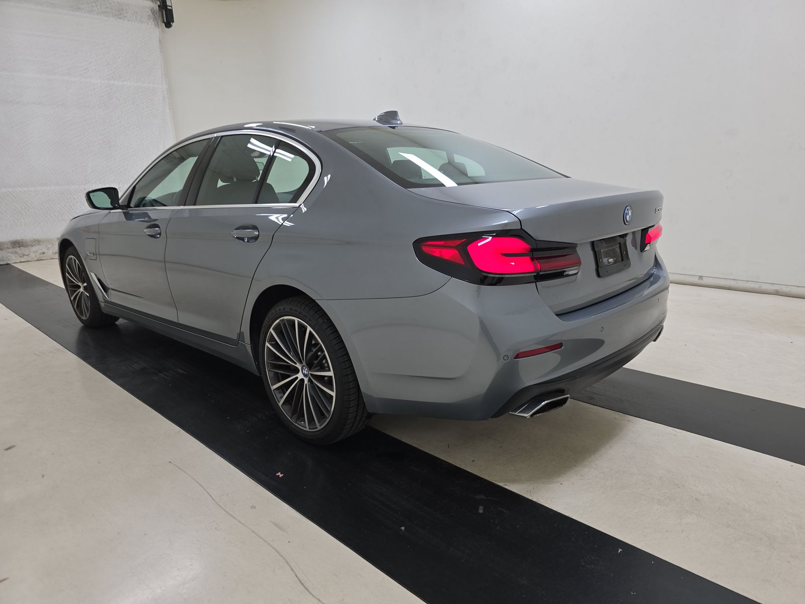 2023 BMW 5 Series 530e RWD
