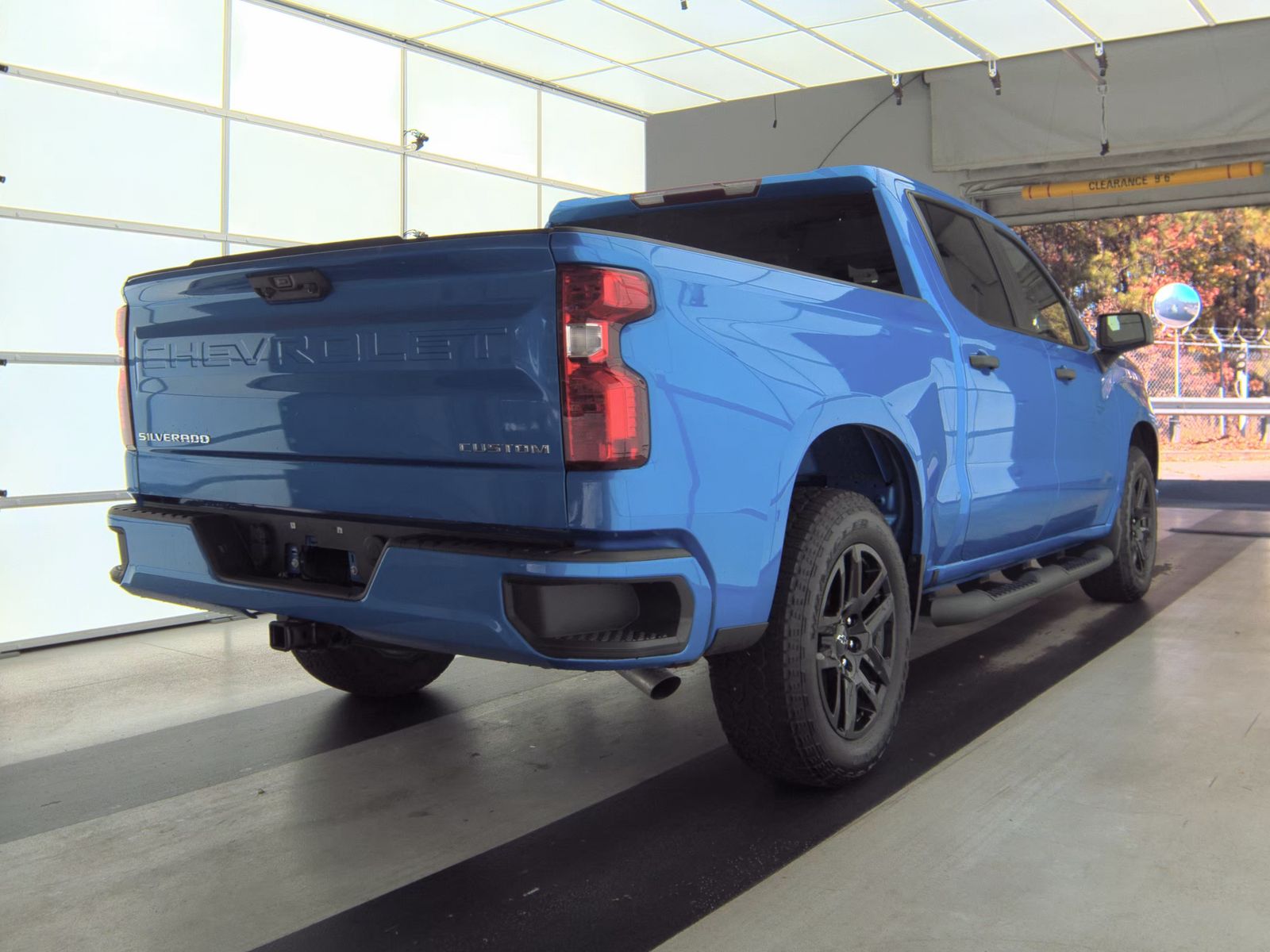 2025 Chevrolet Silverado 1500 Custom RWD