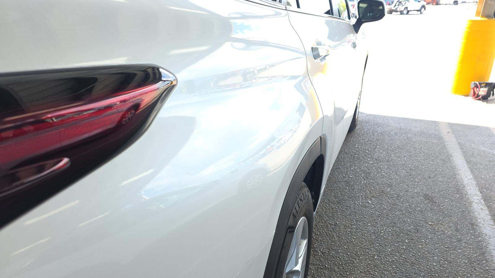 2024 Toyota Highlander LE FWD