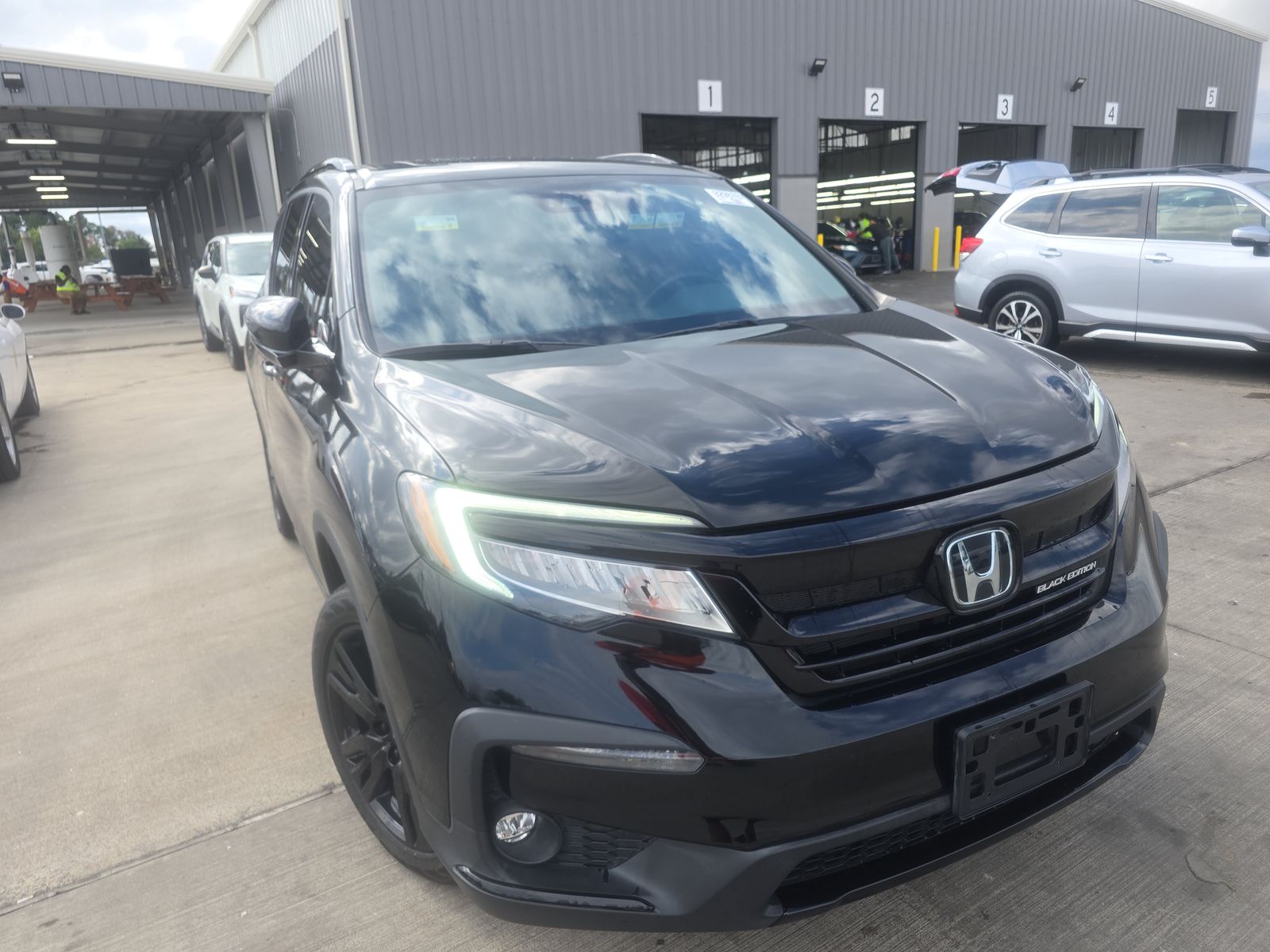 2022 Honda Pilot Black Edition AWD