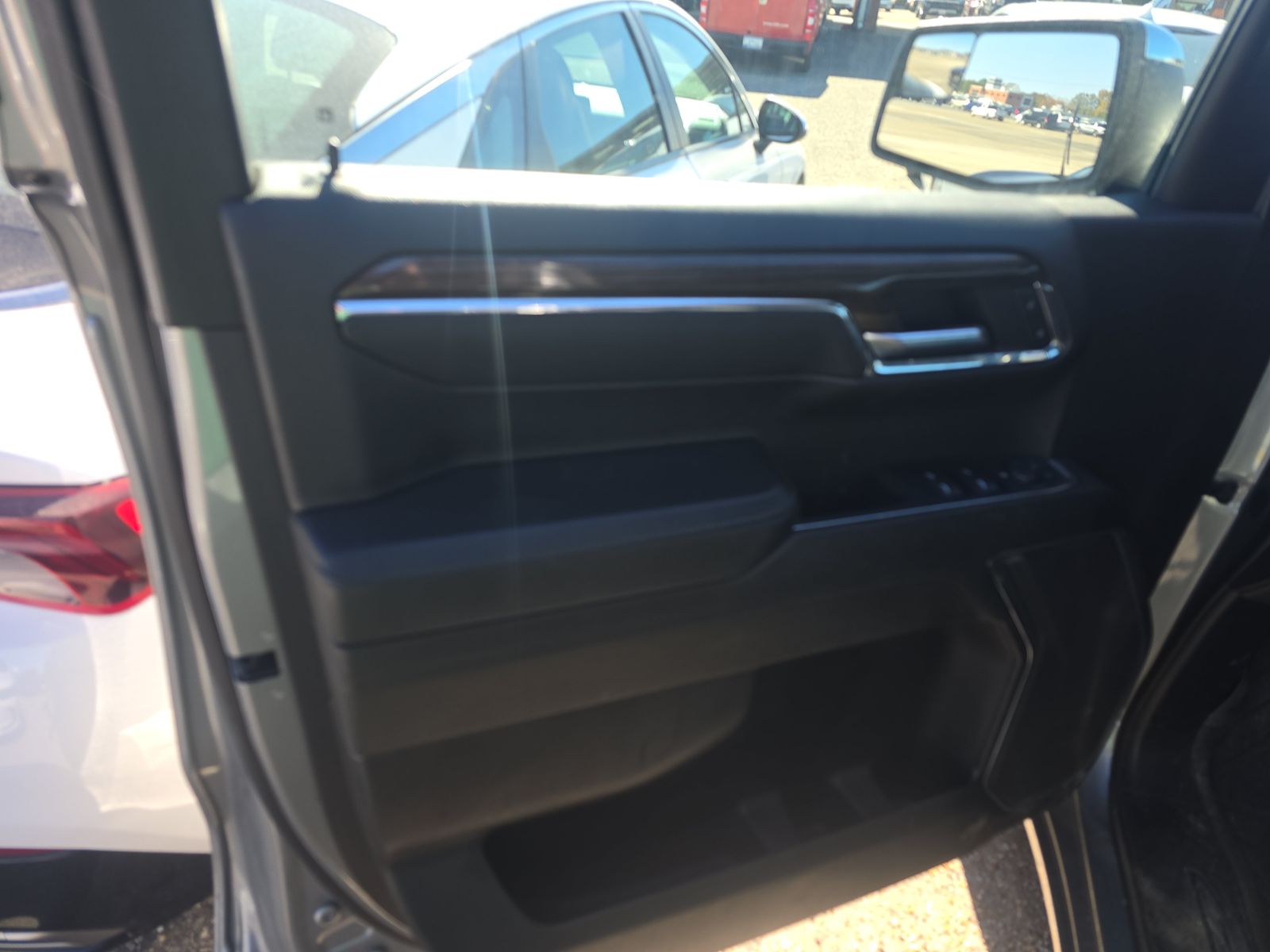 2024 Chevrolet Silverado 1500 LT RWD