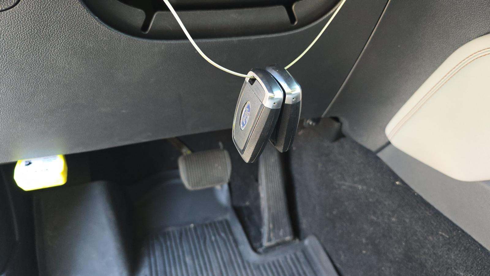 2025 Ford Explorer Active RWD