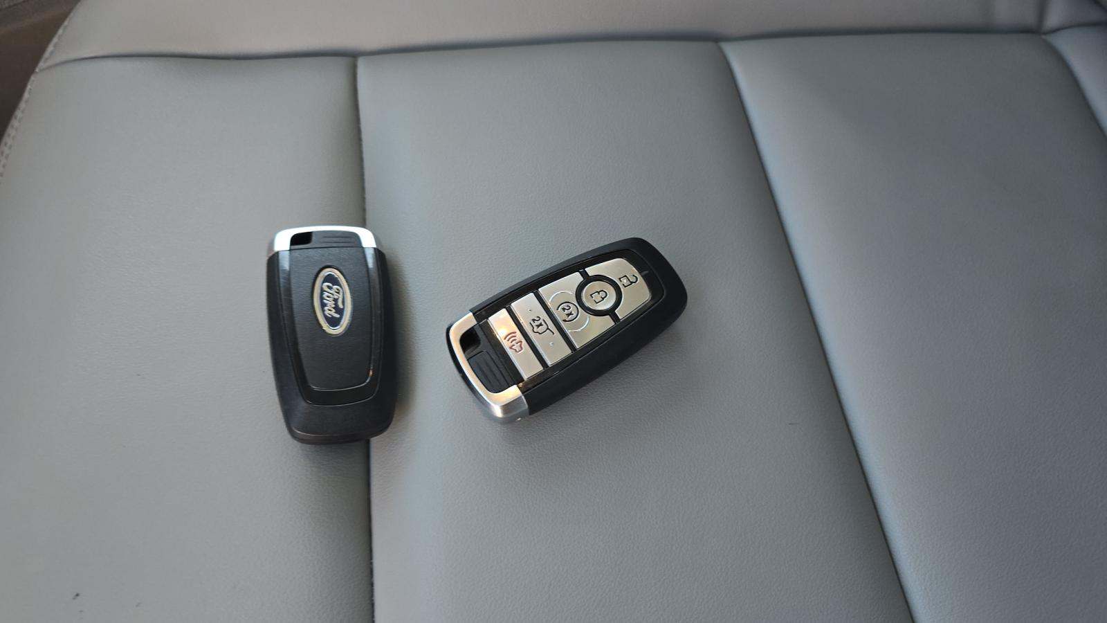 2025 Ford Explorer Active RWD