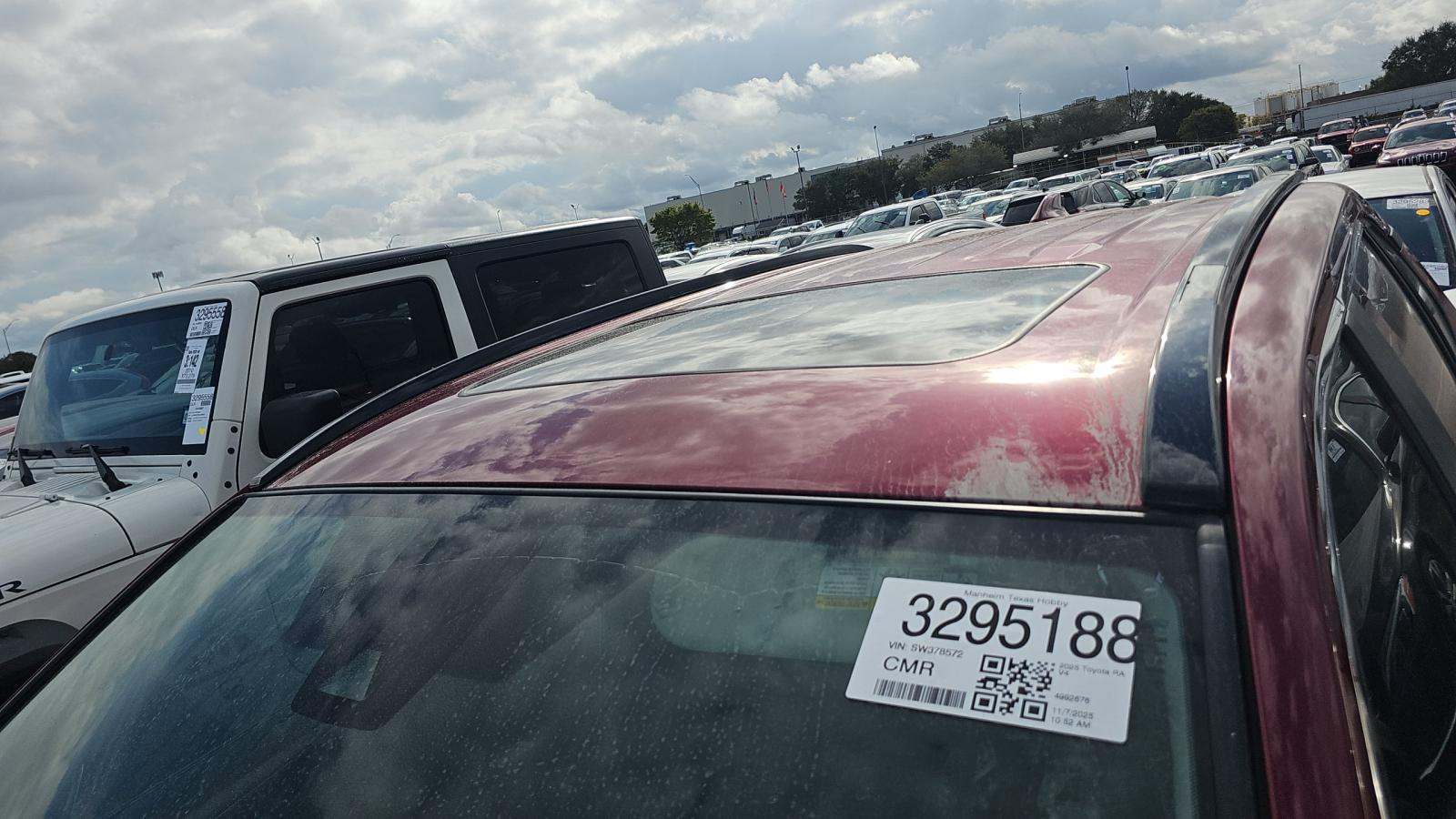 2025 Toyota RAV4 XLE FWD