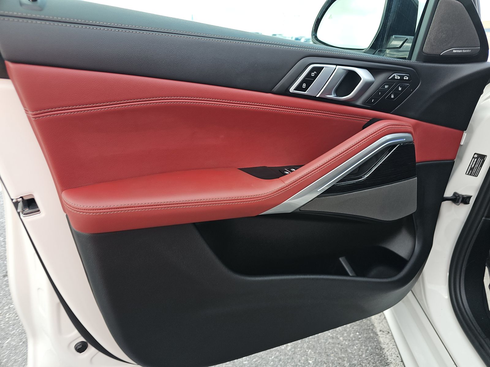 2024 BMW X6 xDrive40i AWD