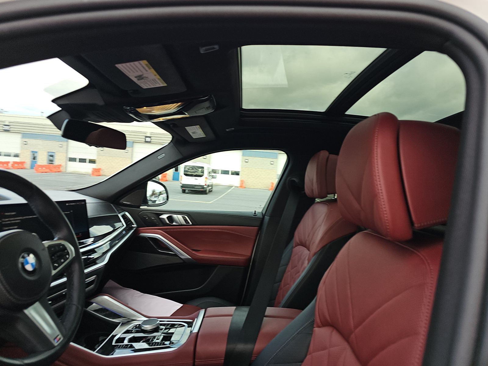 2024 BMW X6 xDrive40i AWD