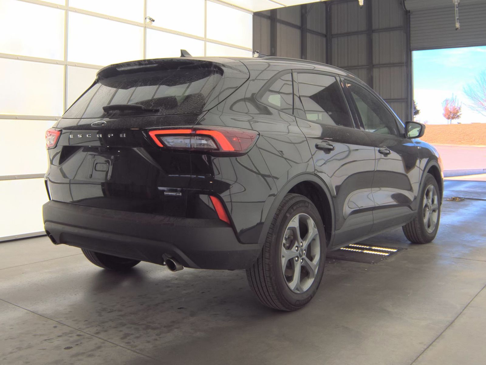 2025 Ford Escape Hybrid ST-Line Elite AWD