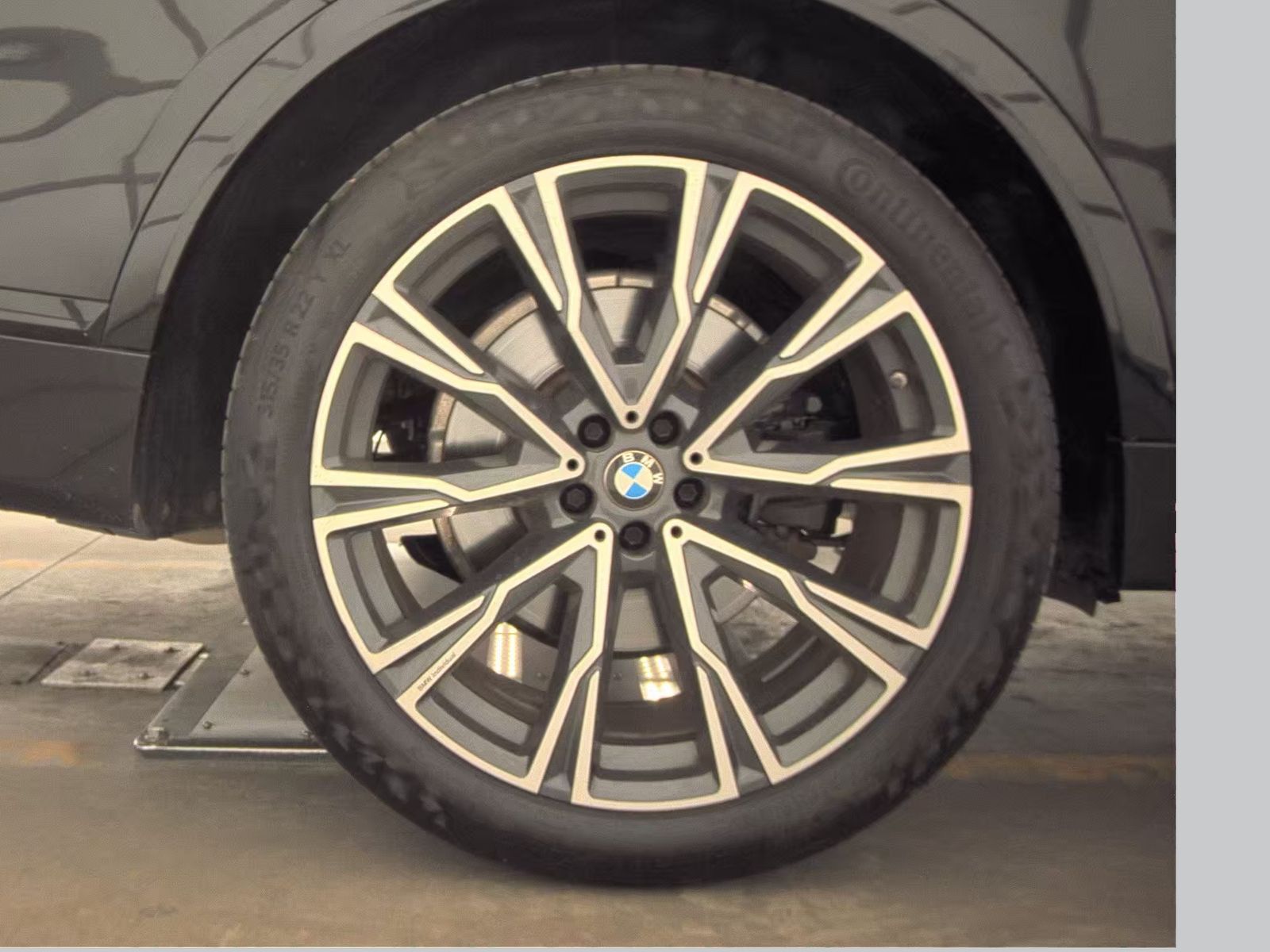 2022 BMW X7 xDrive40i AWD