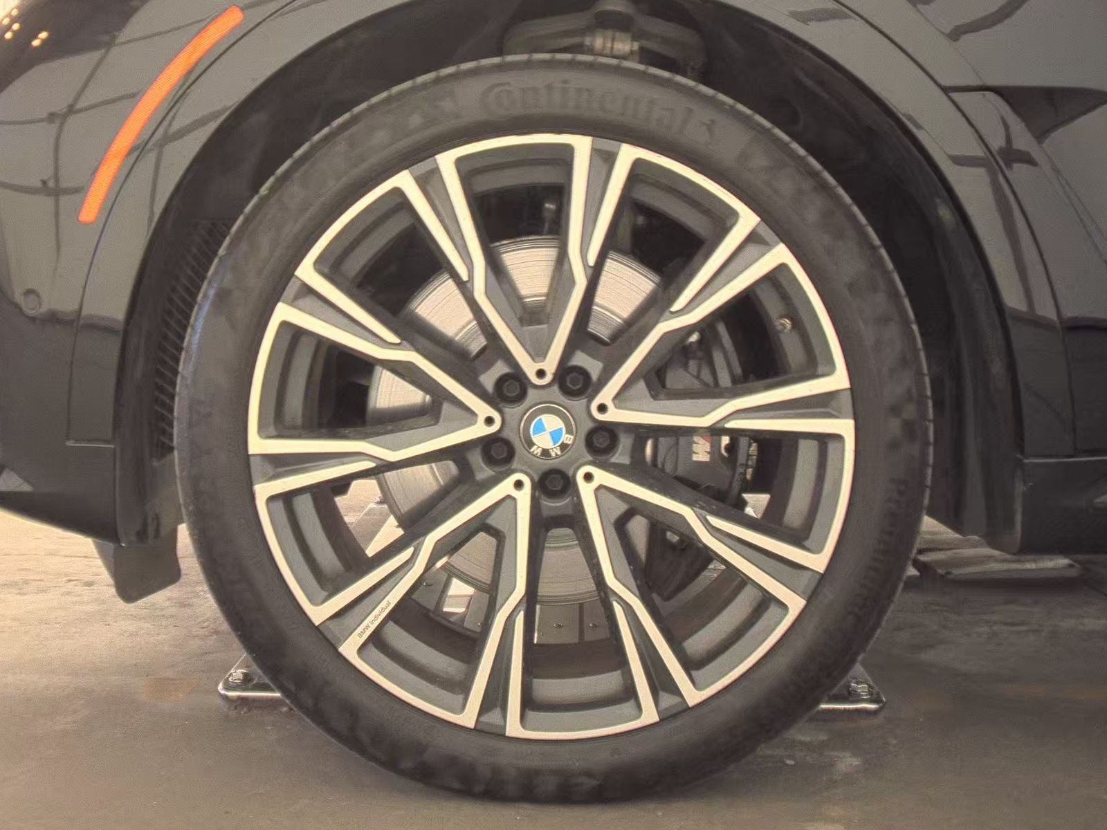 2022 BMW X7 xDrive40i AWD