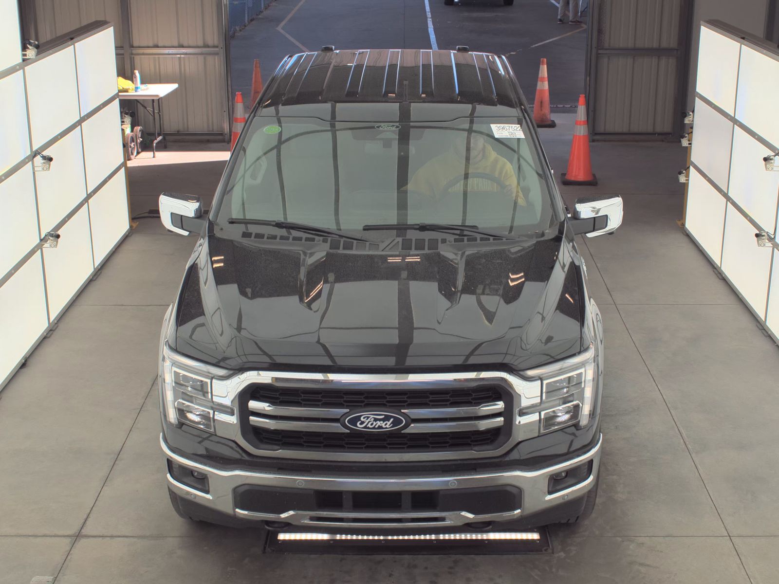 2025 Ford F-150 Hybrid Lariat AWD