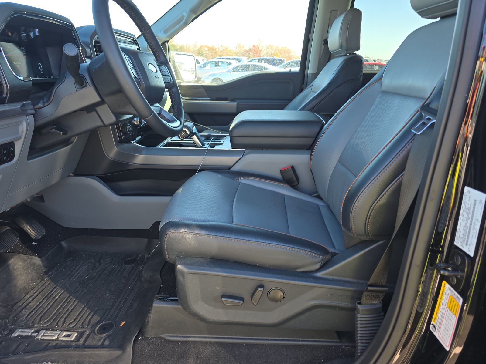 2025 Ford F-150 Hybrid Lariat AWD