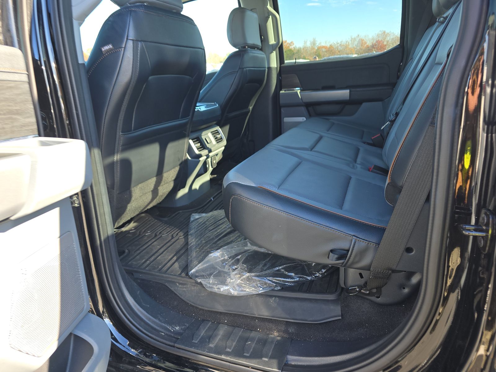 2025 Ford F-150 Hybrid Lariat AWD