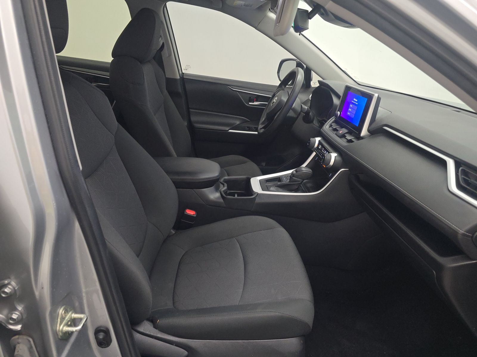 2023 Toyota RAV4 XLE FWD