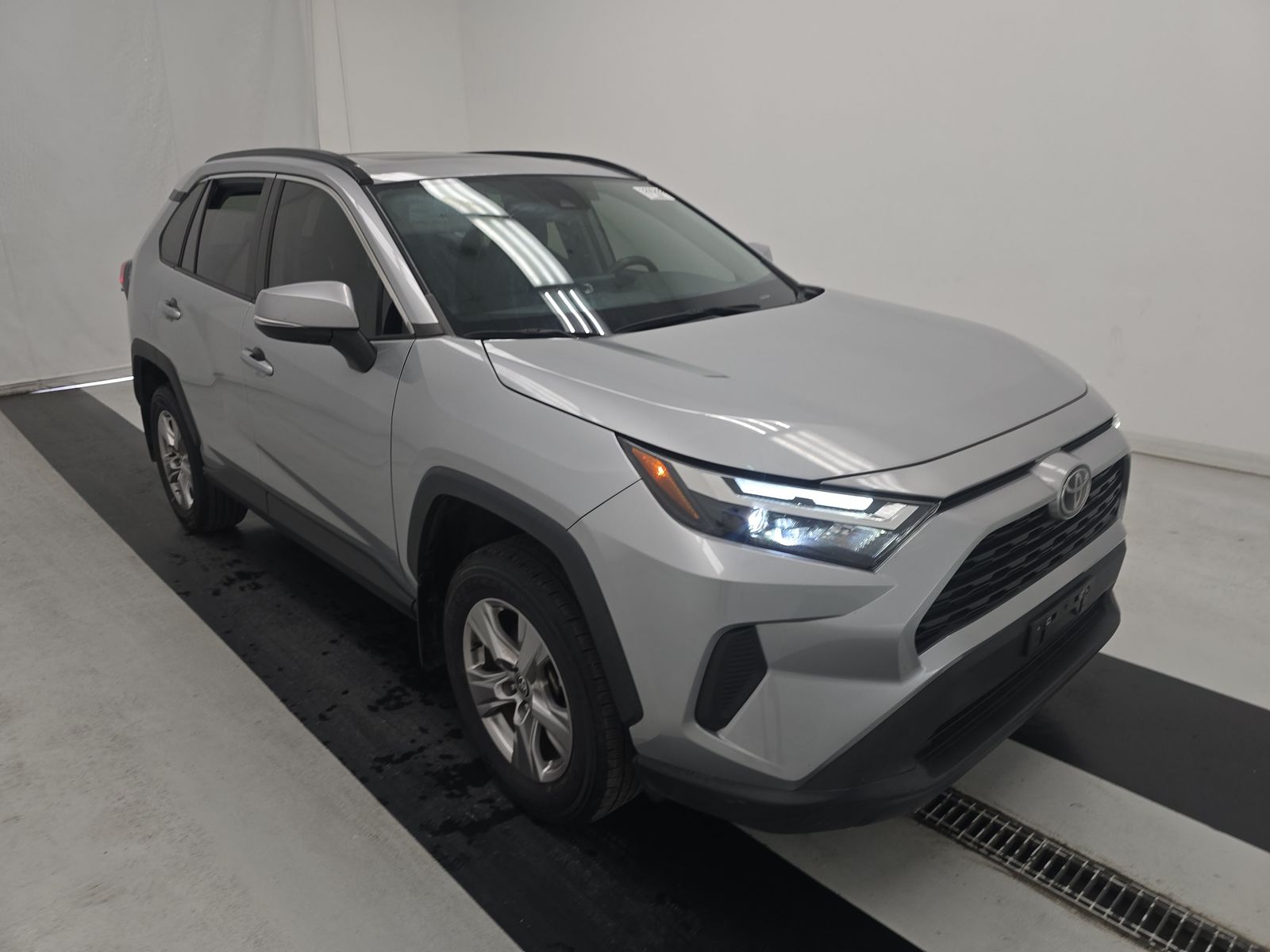 2023 Toyota RAV4 XLE FWD