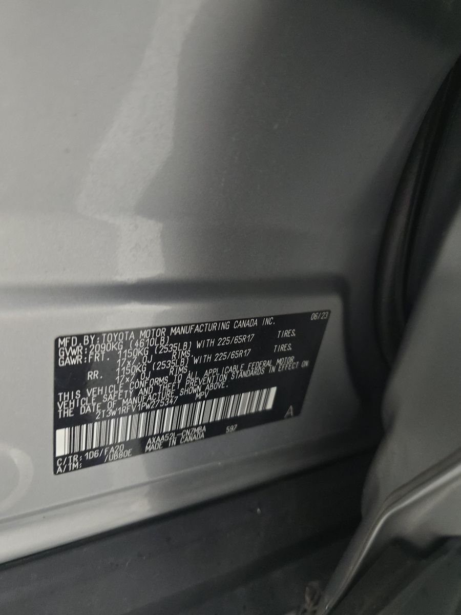 2023 Toyota RAV4 XLE FWD