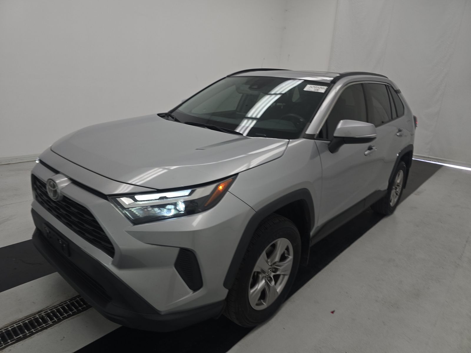 2023 Toyota RAV4 XLE FWD