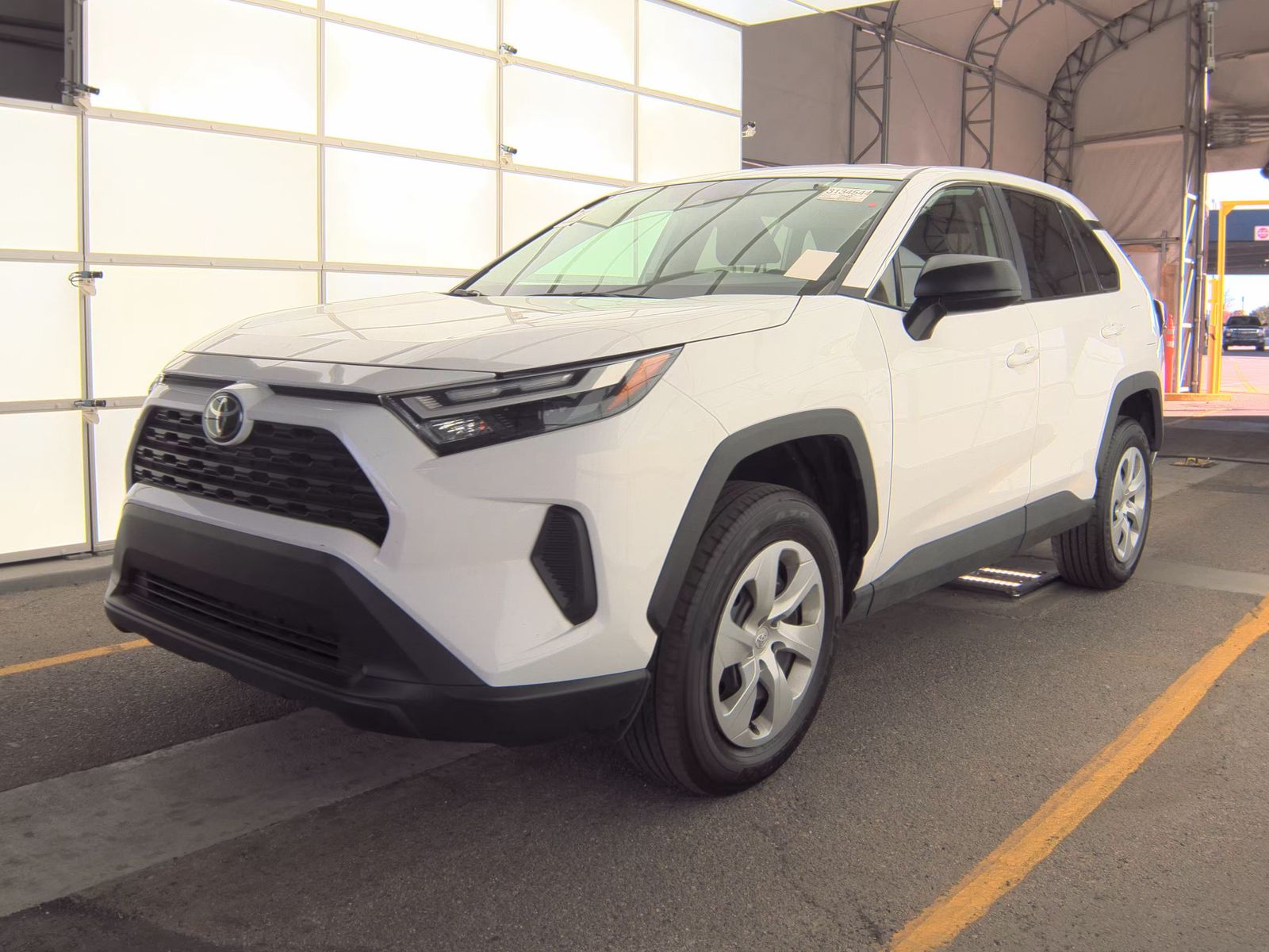 2025 Toyota RAV4 LE FWD