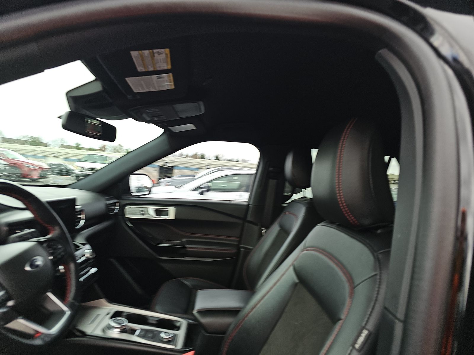 2022 Ford Explorer ST-Line AWD