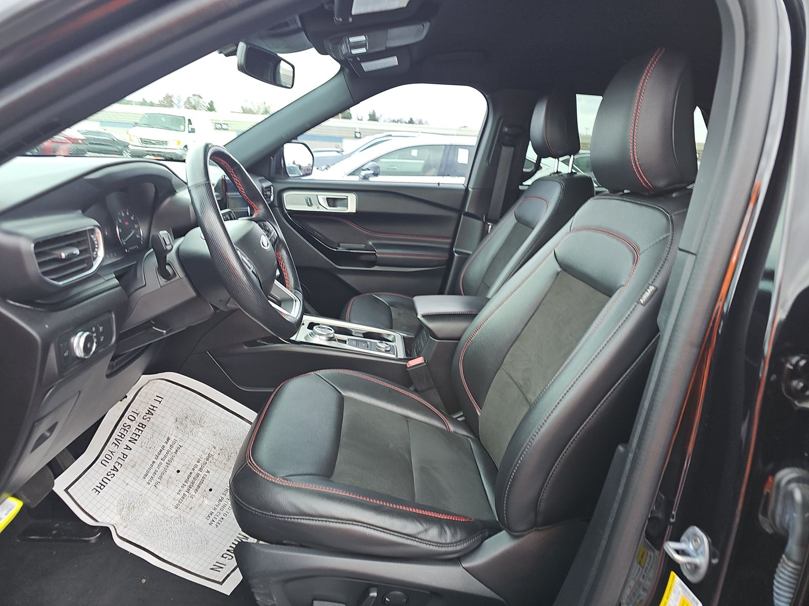 2022 Ford Explorer ST-Line AWD