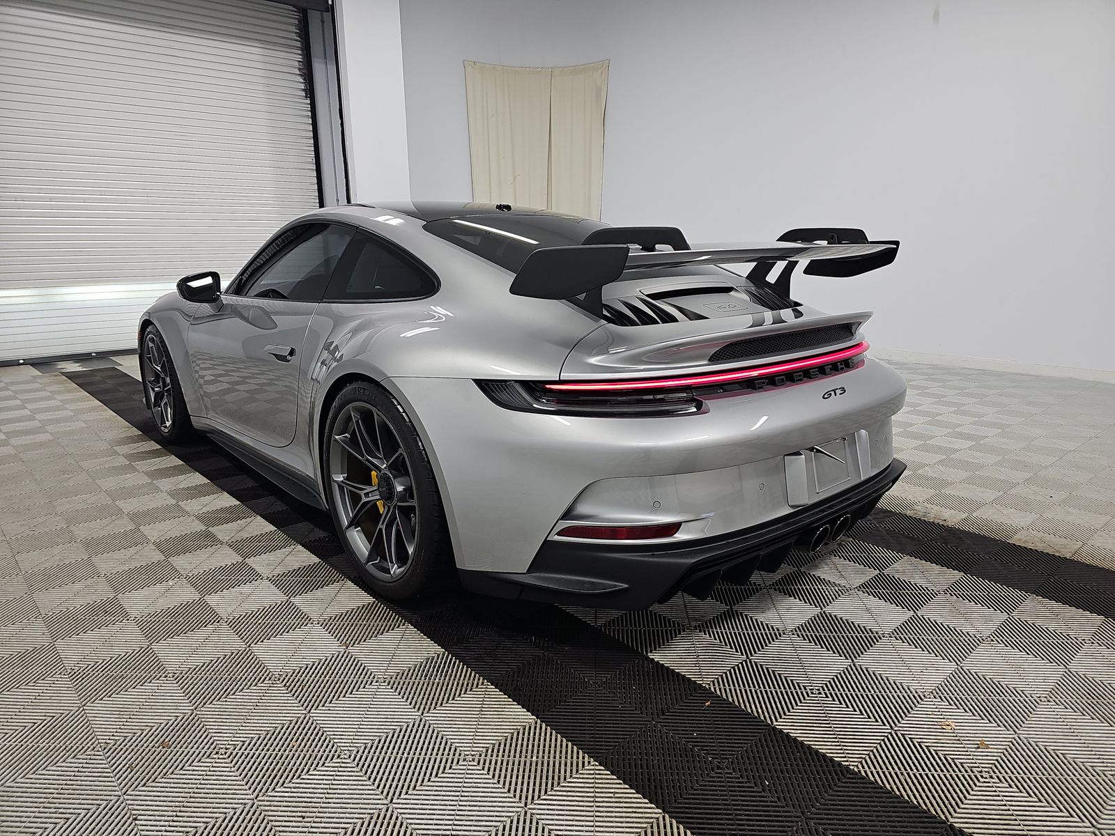 2024 Porsche 911 GT3 RWD