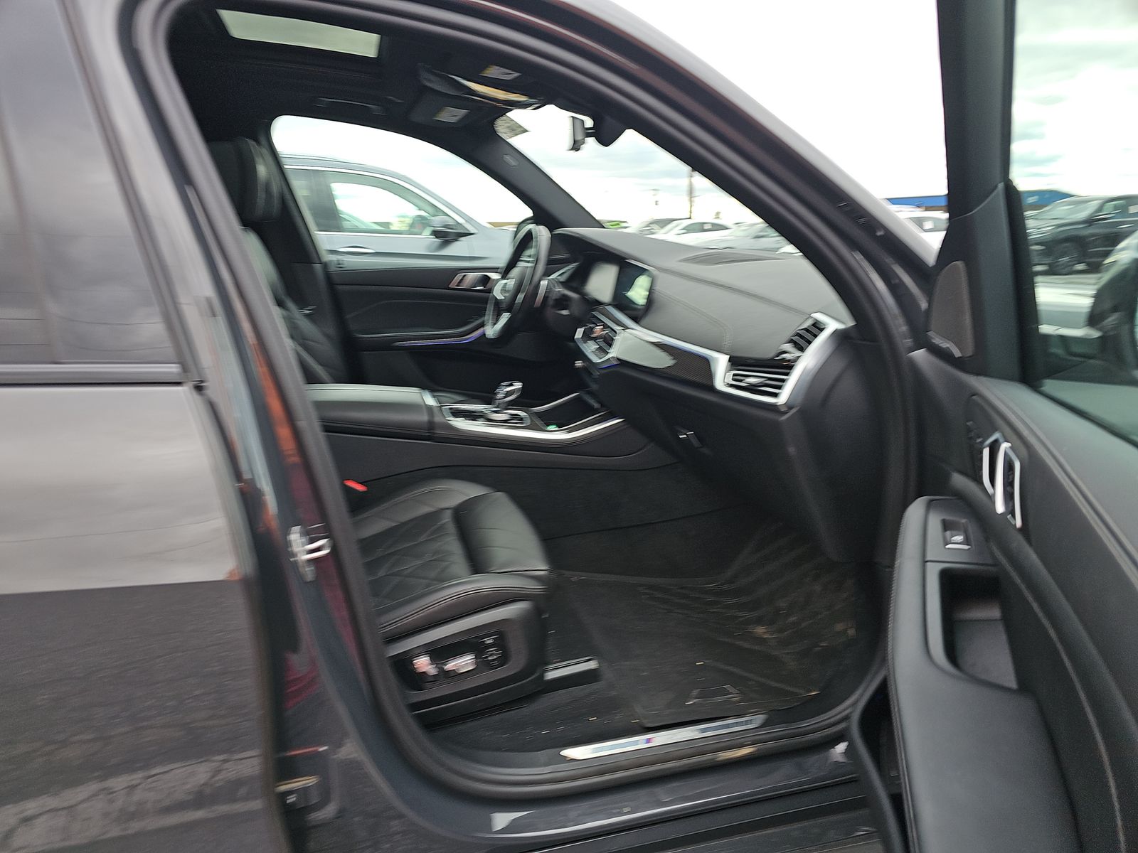 2023 BMW X5 M50i AWD