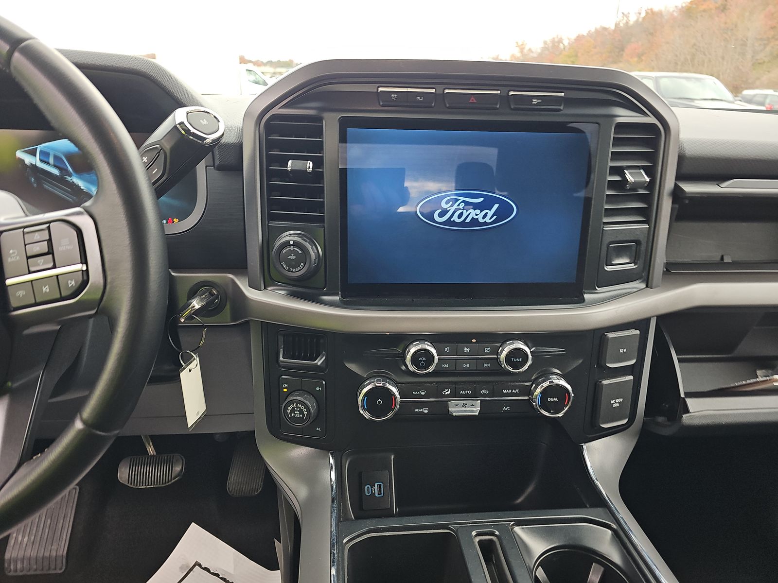 2024 Ford F-150 Hybrid XLT AWD