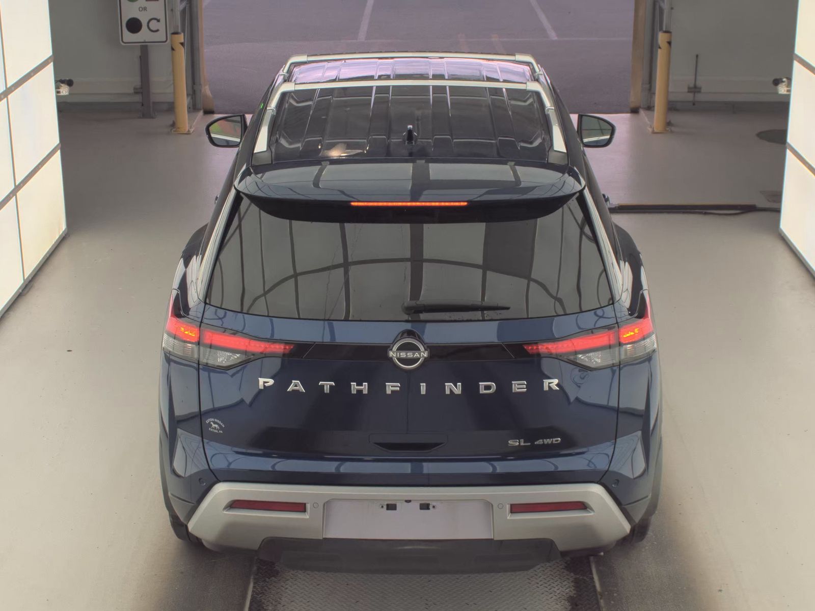 2023 Nissan Pathfinder SL AWD