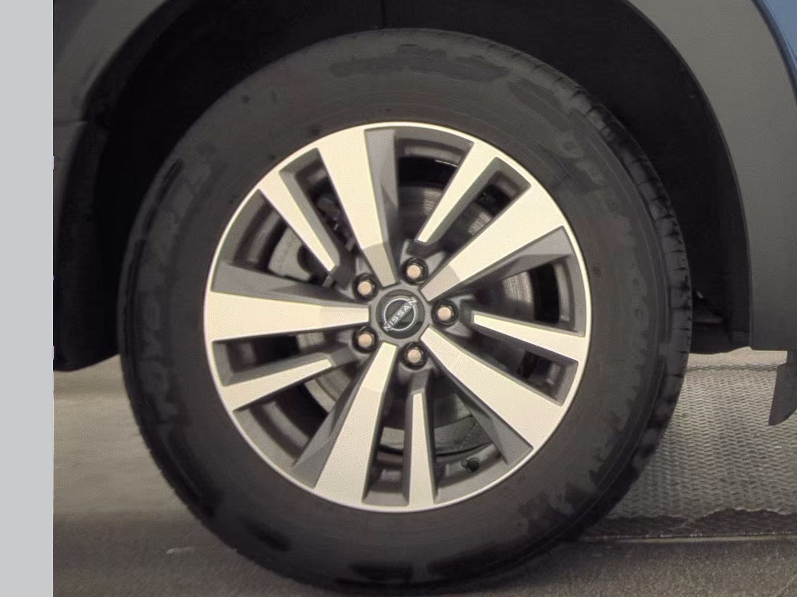 2023 Nissan Pathfinder SL AWD