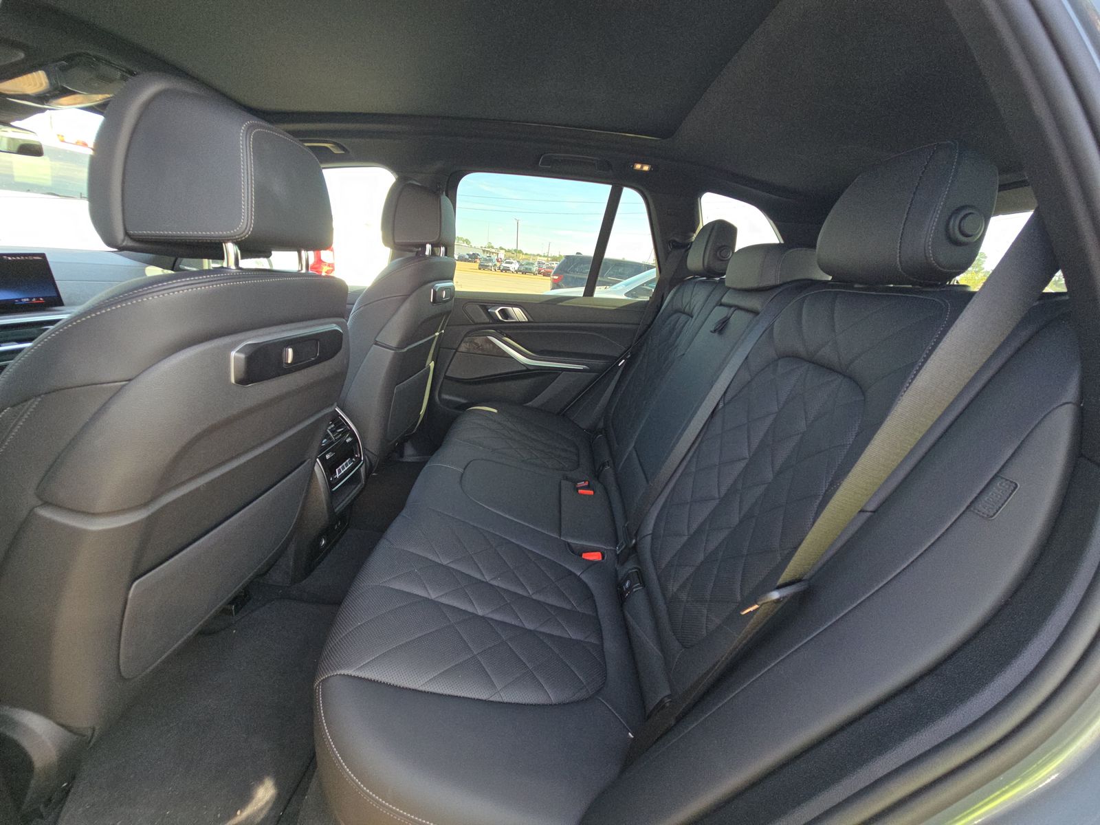 2025 BMW X5 xDrive40i AWD