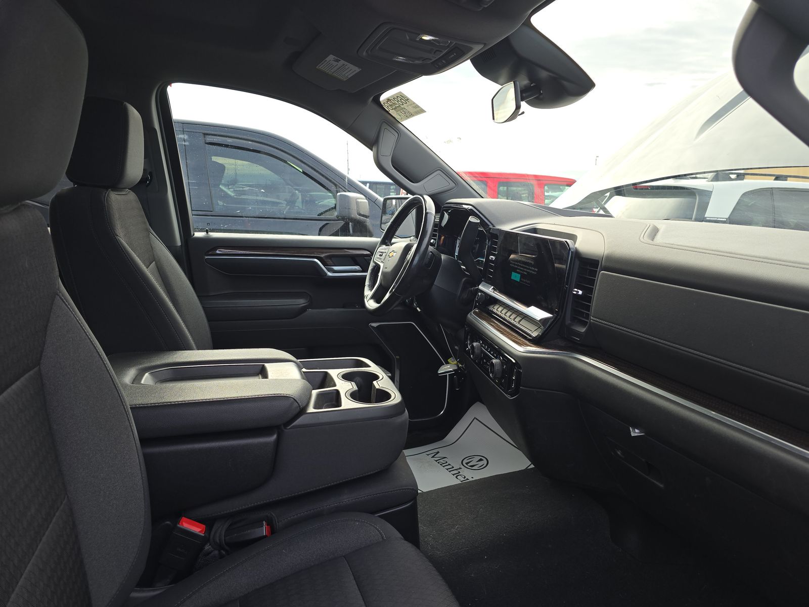 2022 Chevrolet Silverado 1500 LT AWD