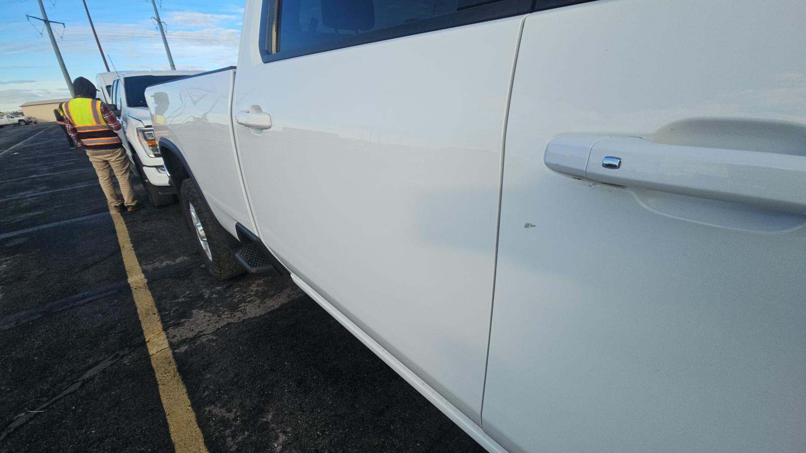 2023 Chevrolet Silverado 3500HD LT AWD